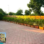 Yellow House Pula