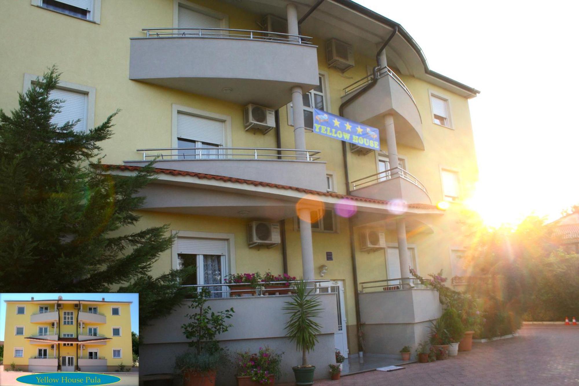 Yellow House Pula